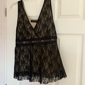 Axcess Black Lace V-Neck Top M